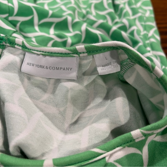 New York & Company Green Geometric A-Line Dress | Size L | Sleeveless - Picture 8 of 11